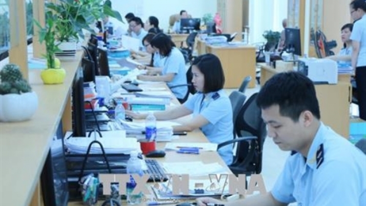 Làm gì để loại bỏ hoàn toàn chi phí “bôi trơn” trong thủ tục hải quan? (10/1/2019)