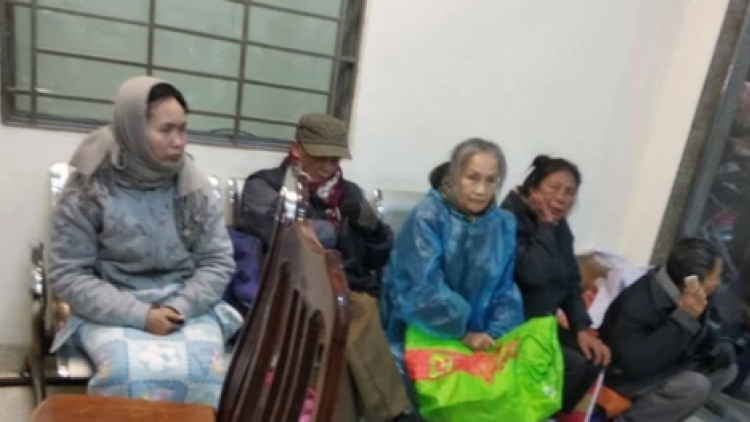Hà Nội hỗ trợ người lang thang cơ nhỡ trong thời tiết giá rét, khi Tết Nguyên đán đã cận kề (7/1/2019)