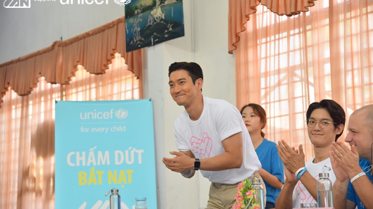 Nghệ sỹ Hàn Quốc Choi Siwon và UNICEF hợp tác nhằm chấm dứt nạn bắt nạt trẻ em ở Việt Nam (7/10/2019)