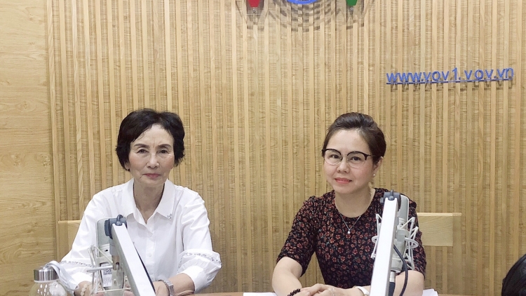 Hơn 96% cán bộ, công chức hoàn thành xuất sắc và hoàn thành tốt nhiệm vụ: Con số có thực chất? (21/10/2019)