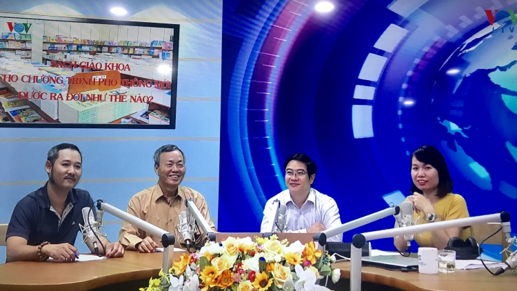 Sách giáo khoa mới ra đời và việc thẩm định sách giáo khoa ra sao? (4/10/2019)