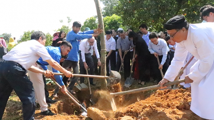 Cộng đồng tôn giáo bảo vệ môi trường, chống biến đổi khí hậu (18/10/2019)