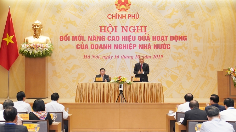 THỜI SỰ 18H CHIỀU 16/10/2019: Đổi mới, nâng cao hiệu quả hoạt động của doanh nghiệp Nhà nước, Thủ tướng Nguyễn Xuân Phúc yêu cầu phải khắc phục cho được nạn tham nhũng, "sân trước, sân sau".