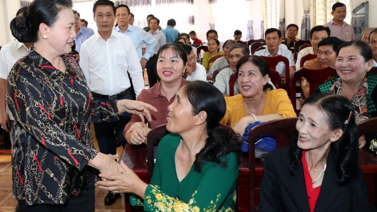 THỜI SỰ 12H TRƯA 29/11/2019: Chủ tịch Quốc hội Nguyễn Thị Kim Ngân tiếp xúc cử tri, báo cáo kết quả kỳ họp thứ 8 Quốc hội khóa XIV.