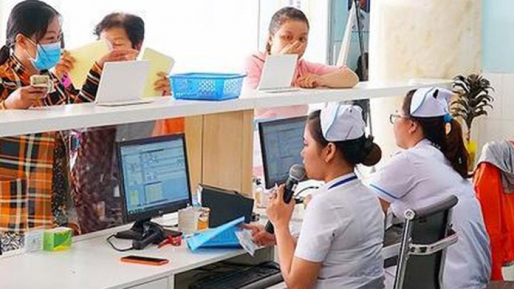 Loạt bài “Đừng doanh nghiệp hóa, tư nhân hóa bệnh viện!”. Bài 2: Để bệnh viện “tự bơi” làm mờ nhạt vai trò quản lý nhà nước (11/11/2019)