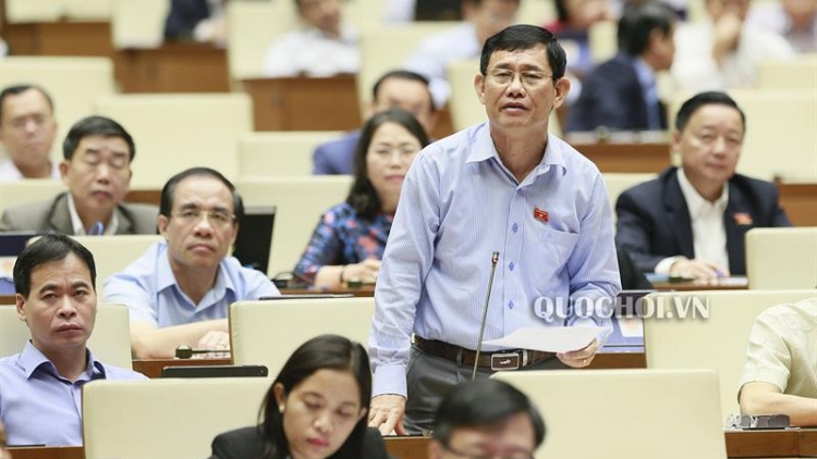 THỜI SỰ 18H CHIỀU 6/11/2019: Quốc hội bắt đầu hoạt động chất vấn tại Hội trường. Nhiều đại biểu chất vấn Bộ trưởng Bộ nông nghiệp và phát triển nông thôn Nguyễn Xuân Cường và Bộ trưởng Bộ Công thương Trần Tuấn Anh.
