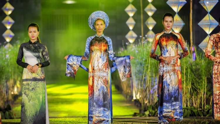 Làm sao để bảo vệ áo dài Việt Nam? (29/11/2019)
