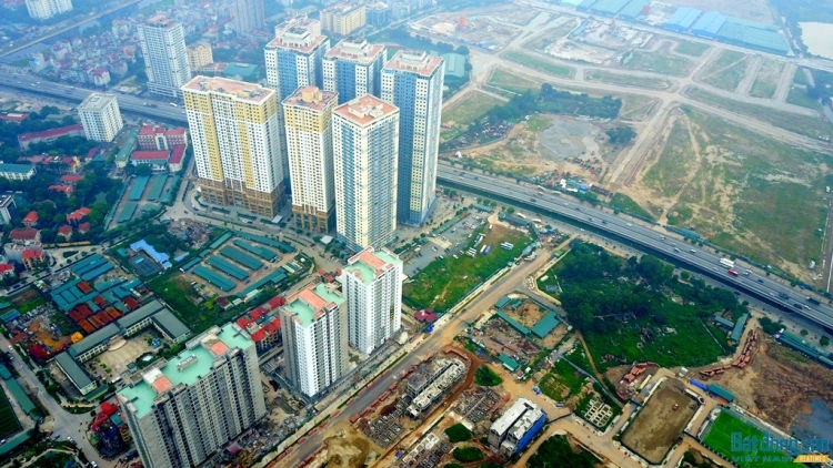 Siết tín dụng để giảm rủi ro cho thị trường bất động sản (12/12/2019)