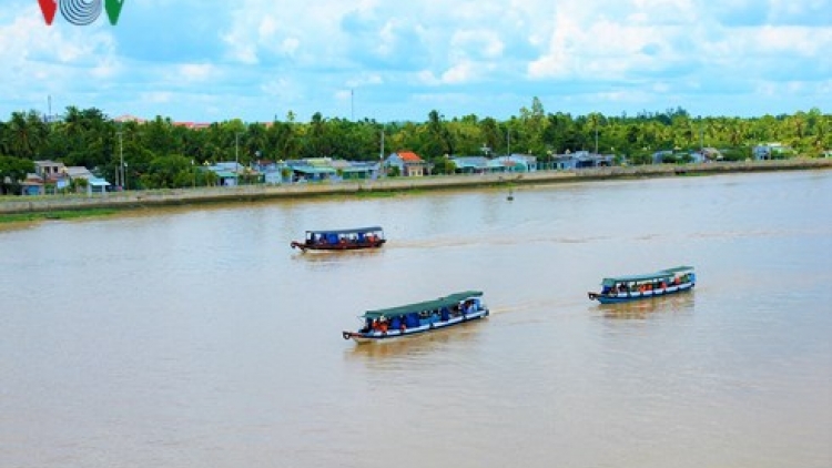 Bài 3: "Chủ động để không phụ thuộc" - trong loạt bài: "Ứng phó với thách thức an ninh nguồn nước ở ĐBSCL".