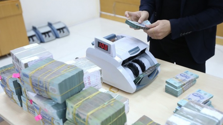 Lãi suất qua đêm tiền đồng thấp hơn năm ngoái, từ 2,25% mức 4% (12/12/2019)