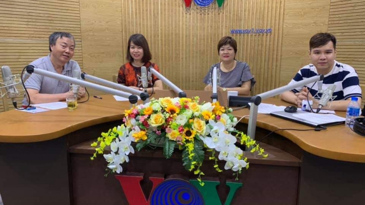 Giáo viên bị chấm dứt hợp đồng lao động và câu chuyện trách nhiệm (11/4/2019)