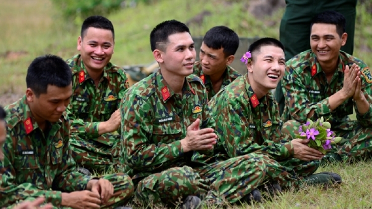 Sự hy sinh thầm lặng của những người lính trong thời bình (11/5/2019)