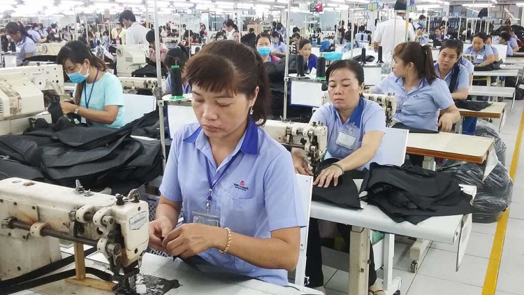 Điều chỉnh tuổi nghỉ hưu: Cơ quan đại diện người lao động lên tiếng (1/5/2019)