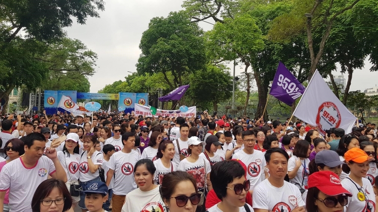 Khởi đầu cho chiến dịch “uống rượu bia, không lái xe" (13/5/2019)