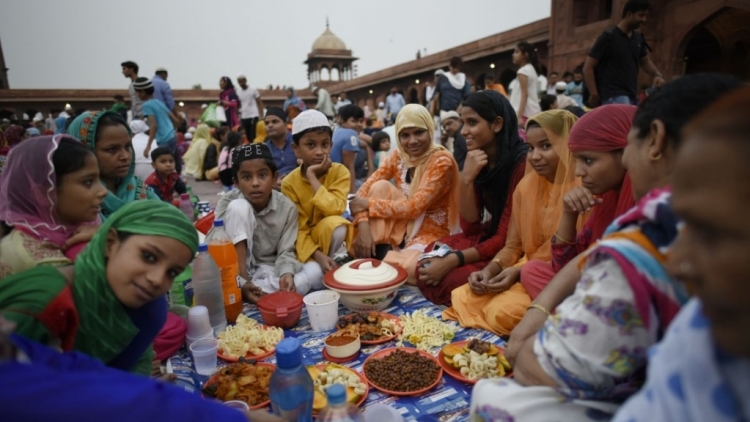 Ramadan: Tháng trải nghiệm để sẻ chia (24/5/2019)