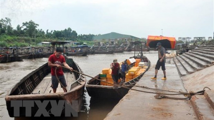 THỜI SỰ 18H CHIỀU 26/5/2019: Mưa lũ lớn tại Quảng Ninh khiến 1 người mất tích và hàng chục chiếc đò sắt bị đắm. Dự báo đêm nay sạt lở đất có nguy cơ cao xảy ra tại tỉnh Quảng Ninh và vùng lân cận.