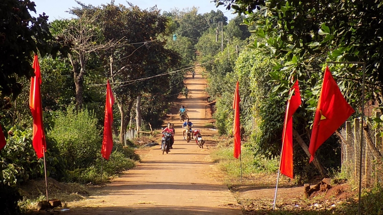 Tây Nguyên: Đổi thay ở những vùng đất nông thôn mới (17/6/2019)