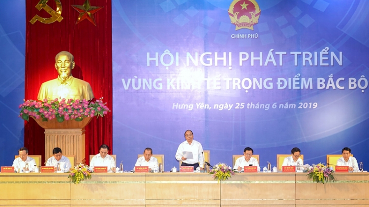 THỜI SỰ 12H TRƯA 25/6/2019: Thủ tướng Nguyễn Xuân Phúc chủ trì Hội nghị phát triển vùng kinh tế trọng điểm Bắc Bộ.