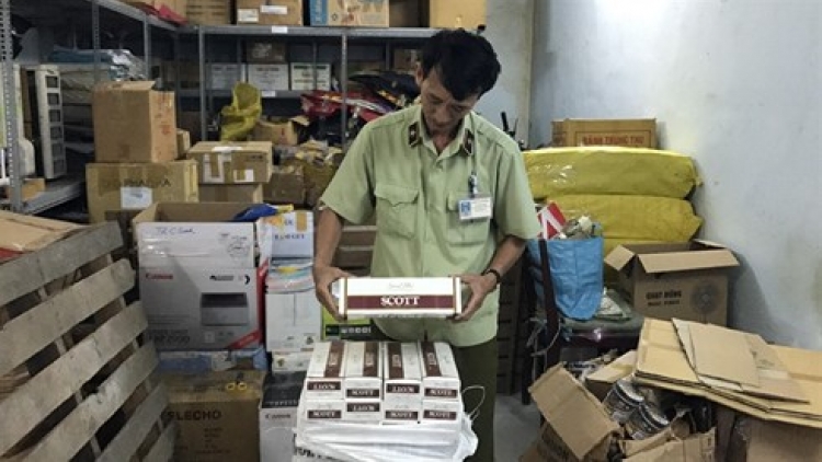 Bà Rịa- Vũng Tàu: Bắt giữ lượng lớn thuốc lá ngoại và nước tăng lực không hóa đơn chứng từ (11/6/2019)