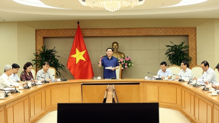 THỜI SỰ 18H CHIỀU 3/7/2019: Dự báo lạm phát bình quân năm 2019 từ 3,17 – 3,41%. Với kịch bản này, chỉ số giá tiêu dùng năm nay sẽ thấp hơn năm ngoái.