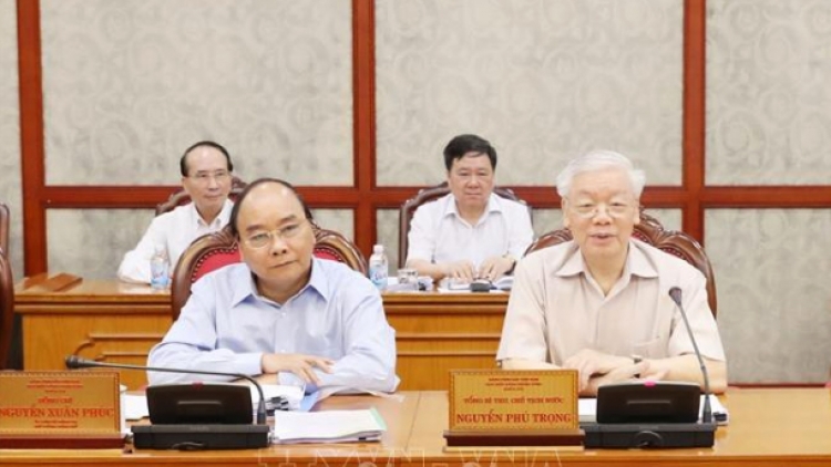 THỜI SỰ 18H00 CHIỀU 5/7/2019: Tổng Bí thư, Chủ tịch nước Nguyễn Phú Trọng chủ trì họp Bộ Chính trị, cho ý kiến vào nhiều vấn đề quan trong, trong đó có quyết định một số trường hợp nhân sự thuộc diện Bộ Chính trị quản lý