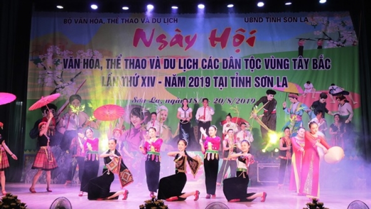 THỜI SỰ 21H30 ĐÊM 20/8/2019: Bế mạc Ngày hội Văn hóa, Thể thao, Du lịch các dân tộc vùng Tây Bắc lần thứ 14 tại tỉnh Sơn La.