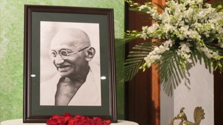 Kỷ niệm 150 năm ngày sinh lãnh tụ Ấn Độ Mahatma Ganhdi tại Việt Nam (23/9/2019)