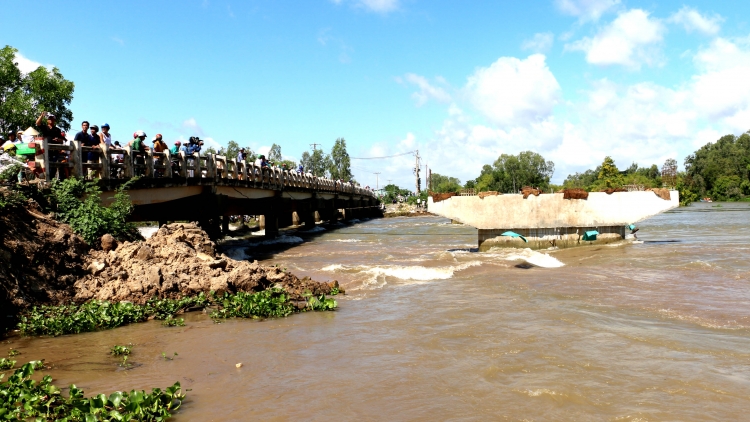 THỜI SỰ 21H30 ĐÊM 26/9/2019: Lũ năm nay ở đồng bằng sông Cửu Long sẽ đạt đỉnh trong vài ngày tới.