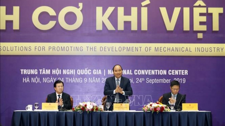 THỜI SỰ 12H TRƯA 24/9/2019: Thủ tướng Nguyễn Xuân Phúc chủ trì Hội nghị về phát triển công nghiệp cơ khí.