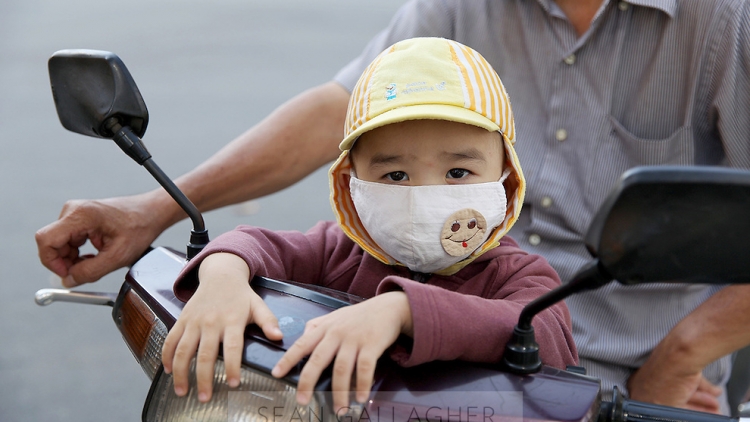 Tư vấn về cách bảo vệ sức khỏe cho trẻ em trước vấn đề ô nhiễm không khí (30/9/2019)