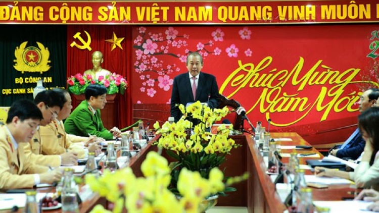 THỜI SỰ 21H30 ĐÊM 18/1/2020: Phó Thủ tướng Trương Hòa Bình yêu cầu lực lượng Cảnh sát giao thông tổ chức tốt hơn nữa tuần tra, kiểm soát, xử lý vi phạm về trật tự, an toàn giao thông.