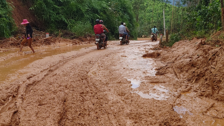 THỜI SỰ 18H CHIỀU 29/10/2020: Thủ tướng Chính phủ: Triển khai mọi phương án tiếp cận, cứu nạn những người còn sống sót trong 3 vụ sạt lở nghiêm trọng tại Quảng Nam