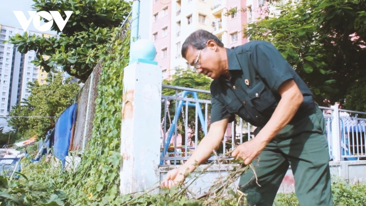 Cựu chiến binh Nguyễn Xuân Kỷ- những hành động lan tỏa phong trào làm sạch phố phường ở Thành phố Hồ Chí Minh (24/11/2020)