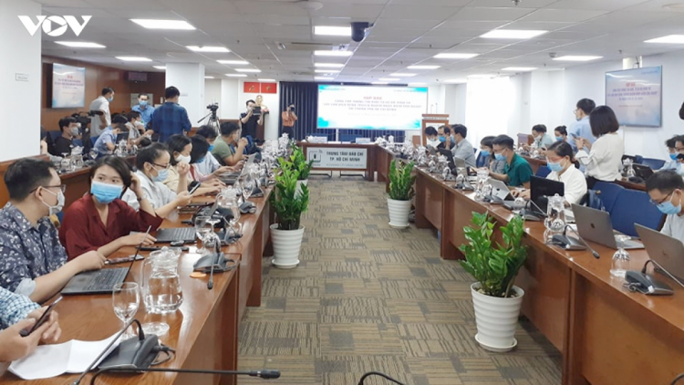 THỜI SỰ 12H TRƯA 3/12/2020: Khởi tố vụ án hình sự lây lan dịch bệnh truyền nhiễm nguy hiểm cho người tại TPHCM