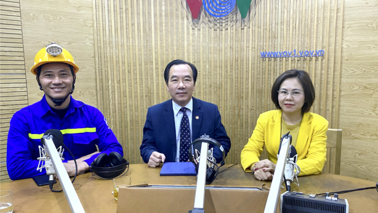 Thi đua không phải là ganh đua (10/12/2020)