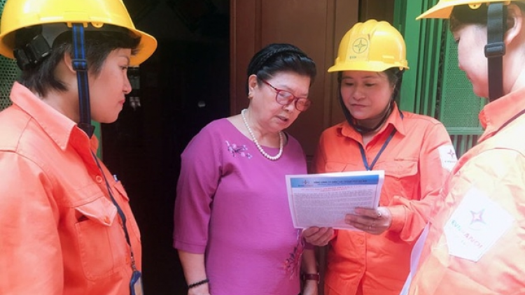 THỜI SỰ 18H CHIỀU 18/12/2020: Chính phủ đồng ý giảm giá điện đợt 2 do dịch COVID-19
