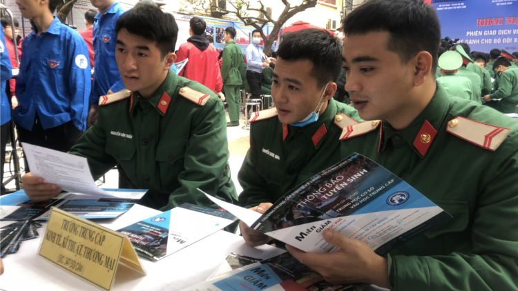 Hà Nội: Gần 1.400 chỉ tiêu việc làm dành cho bộ đội xuất ngũ (26/12/2020)