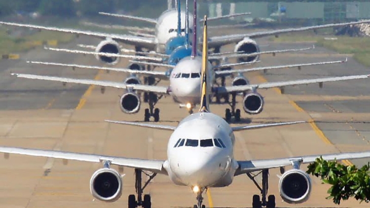 THỜI SỰ 18H CHIỀU 23/2/2020: Hủy vé máy bay của  khách Hàn Quốc sang Việt Nam để phòng lây lan Covid-19.