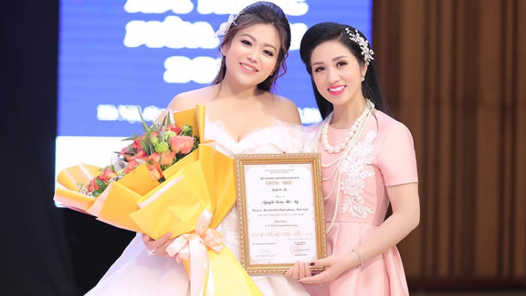 Ca sĩ Nguyễn Đoàn Thảo Ly – cô gái được mệnh danh là “công chúa opera” (1/2/2020)