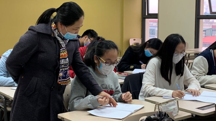THỜI SỰ 21H30 ĐÊM 1/2/2020: Bộ Giáo dục và Đào tạo kiến nghị Thủ tướng Chính phủ cho học sinh tại 3 địa phương là Khánh Hòa, Vĩnh Phúc và Thanh Hóa nghỉ học.