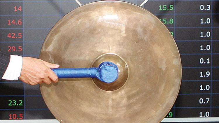 Cổ phiếu giảm giá nhiều, người đứng đầu doanh nghiệp và doanh nghiệp ào ạt mua vào (27/3/2020)