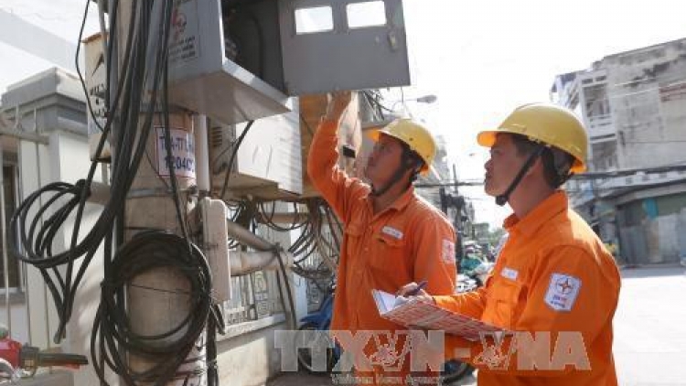Bộ Công Thương khẳng định: Không tăng giá bán lẻ điện trong năm 2020 (20/3/2020)