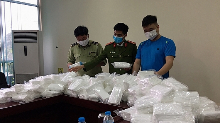 Xử phạt gần 140 triệu đồng do vi phạm kinh doanh thiết bị y tế (24/3/2020)