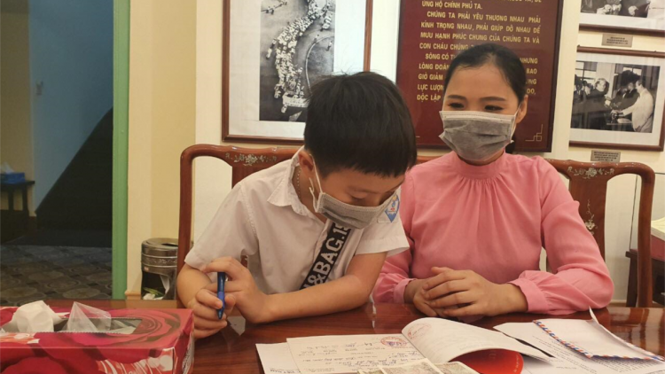 Mỗi người dân là một chiến sỹ trên mặt trận phòng chống dịch (27/3/2020)