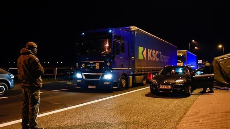 EU sắp đóng cửa toàn bộ biên giới trong 30 ngày (17/3/2020)