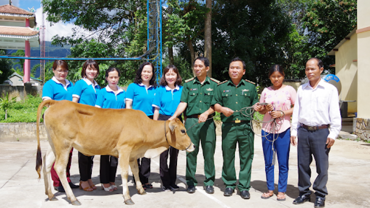 Bộ đội Biên phòng Kon Tum đồng hành cùng phụ nữ biên cương (7/3/2020)