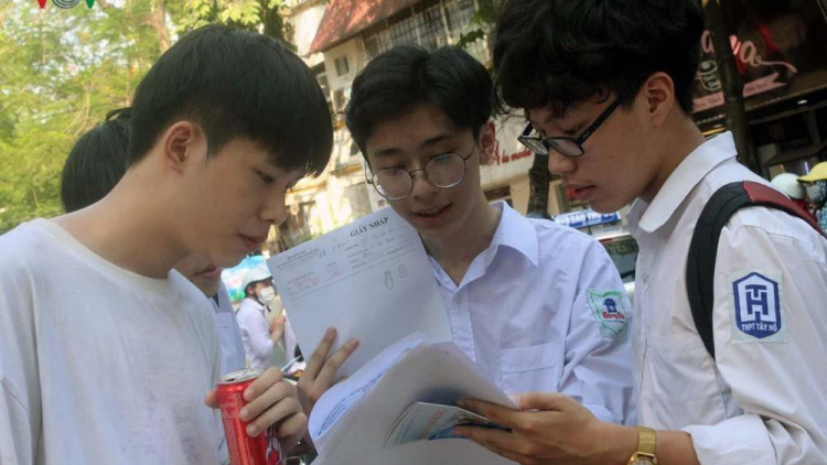 THỜI SỰ 21H30 ĐÊM 23/4/2020: Nhiều trường Đại học công bố phương án tuyển sinh mới sau khi Chính phủ quyết định phương án tổ chức thi tốt nghiệp THPT vào giữa tháng 8