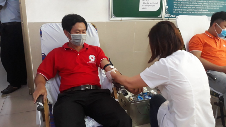 Nghĩa cử cao đẹp của những người hiến máu tình nguyện (7/4/2020)