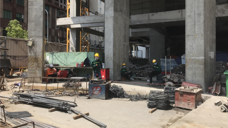 Thủ tục làm dự án nhà ở thương mại tại TPHCM: Bình mới, rượu cũ? (16/4/2020)