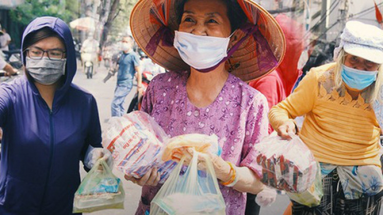 Cần quan tâm người nghèo trong 15 ngày cách ly xã hội (3/4/2020)